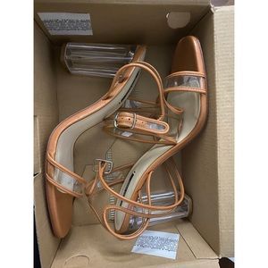 Zara heels- Size 11 fits a 10, shoe run small.